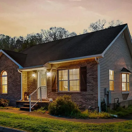 1 Mile To Pkwy, Pets, Hot Tub, Creekside, Porch Villa Pigeon Forge Exterior photo