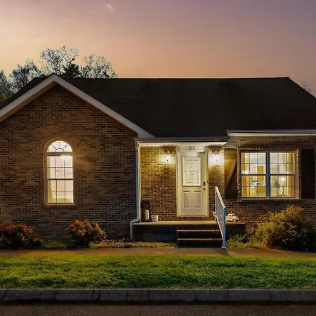 1 Mile To Pkwy, Pets, Hot Tub, Creekside, Porch Villa Pigeon Forge Exterior photo